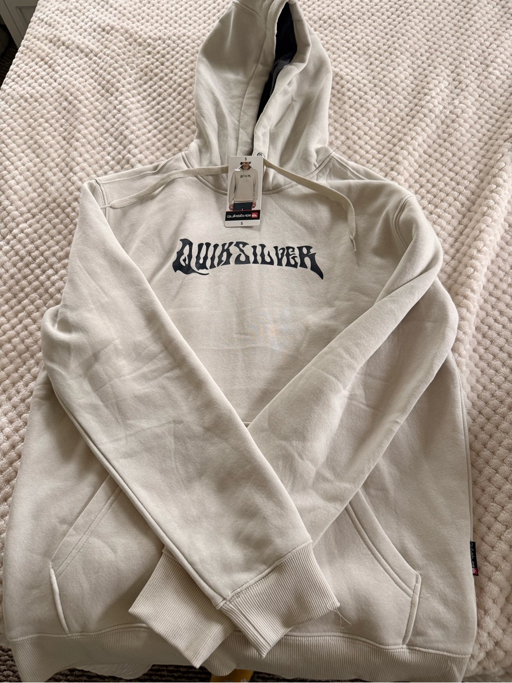 Quiksilver Men's Light Grey/Cream Hoodie with Front and Black Logo